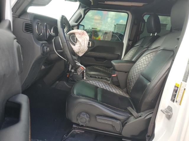 1C4HJXENXMW558809 - 2021 JEEP WRANGLER U SAHARA WHITE photo 7