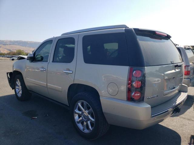 1GKS2EEF9ER178025 - 2014 GMC YUKON DENALI SILVER photo 2