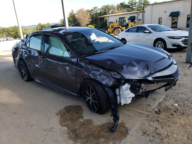 4T1G11AK7PU740905 - 2023 TOYOTA CAMRY SE NIGHT SHADE GRAY photo 4