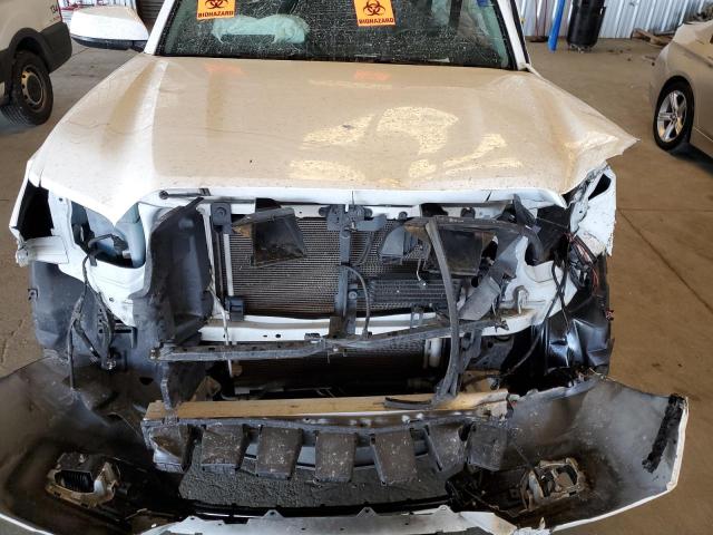 3TMCZ5AN4JM168362 - 2018 TOYOTA TACOMA DOUBLE CAB WHITE photo 11