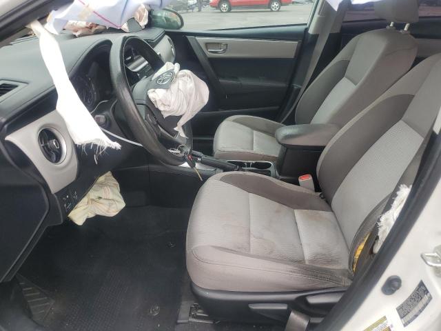 5YFBURHE2JP824316 - 2018 TOYOTA COROLLA L WHITE photo 7