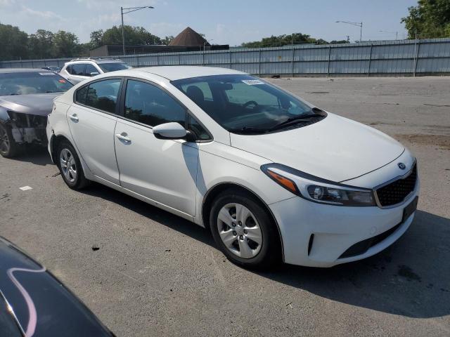 3KPFK4A74HE129191 - 2017 KIA FORTE LX WHITE photo 4