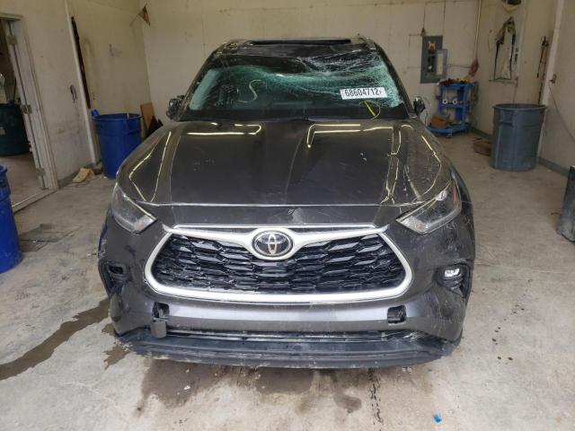 5TDGZRBH1MS527074 - 2021 TOYOTA HIGHLANDER XLE CHARCOAL photo 5