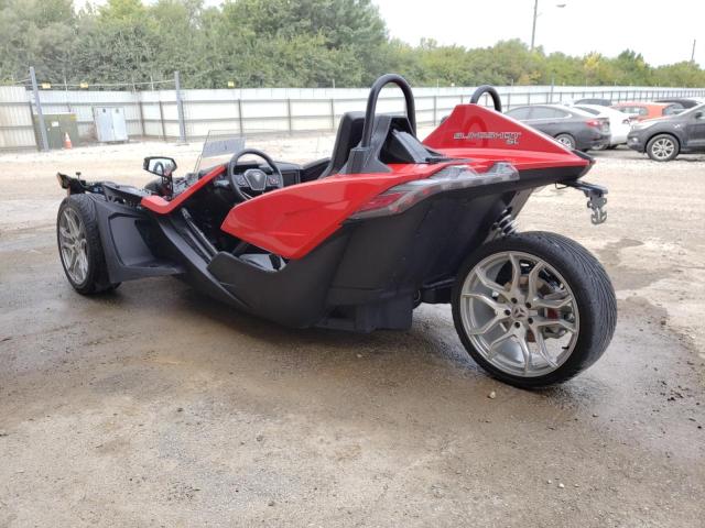 57XAAPHD0N8150613 - 2022 POLARIS SLINGSHOT SL RED photo 3