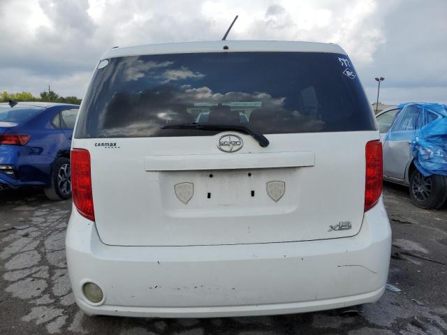 JTLZE4FE1A1116858 - 2010 TOYOTA SCION XB WHITE photo 6