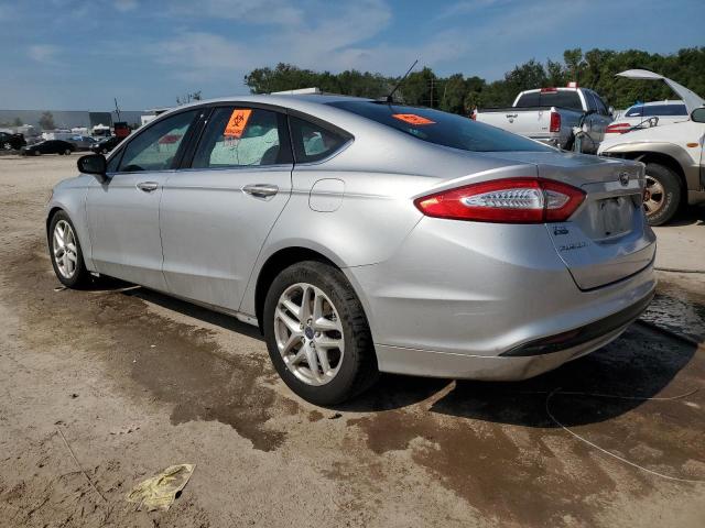 3FA6P0H77GR287554 - 2016 FORD FUSION SE SILVER photo 2