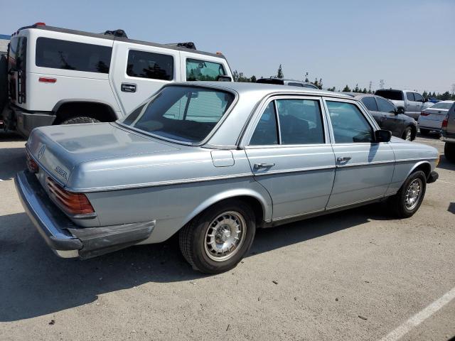 WDBAB23A3DB383102 - 1983 MERCEDES-BENZ 240 D SILVER photo 3