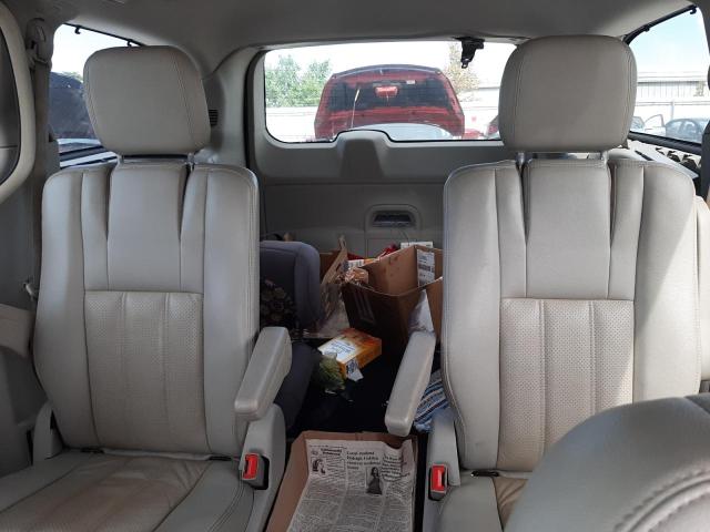 2A4RR8DG2BR798846 - 2011 CHRYSLER TOWN & COU TOURING L WHITE photo 10