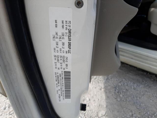 2A4RR8DG2BR798846 - 2011 CHRYSLER TOWN & COU TOURING L WHITE photo 13