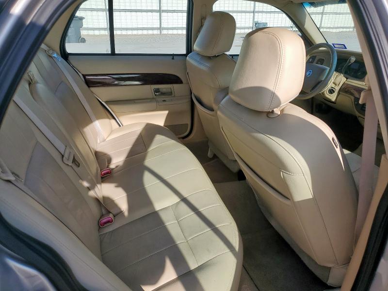 2MEHM75V09X628500 - 2009 MERCURY GRAND MARQUIS LS SILVER photo 10