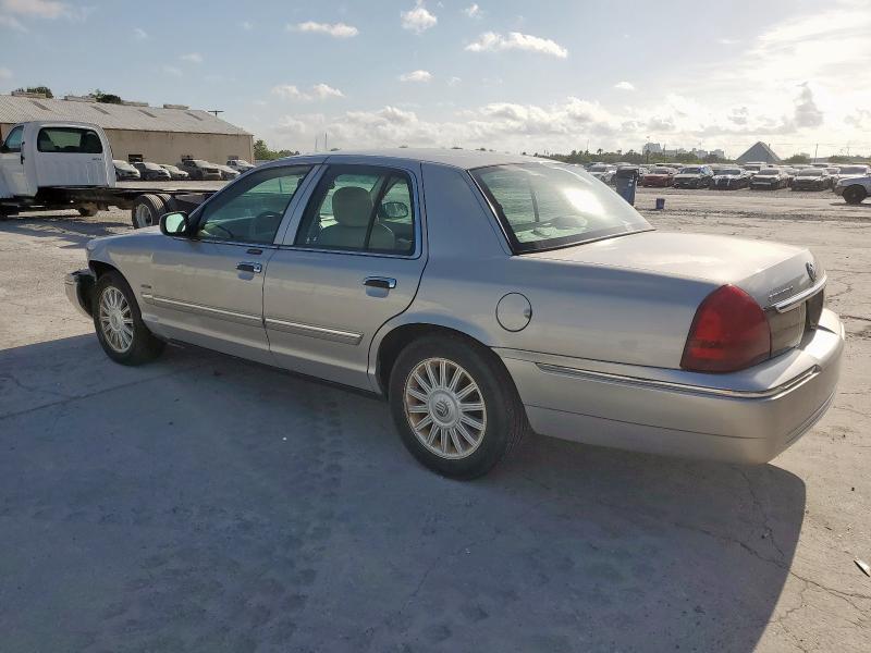 2MEHM75V09X628500 - 2009 MERCURY GRAND MARQUIS LS SILVER photo 2