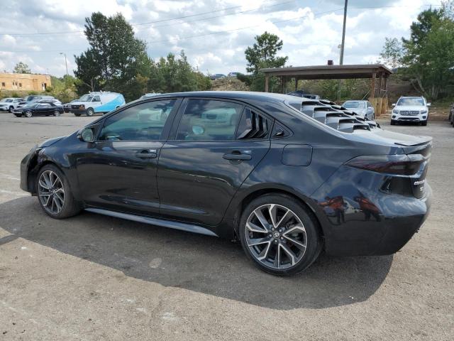 5YFS4RCE2LP006854 - 2020 TOYOTA COROLLA SE BLACK photo 2