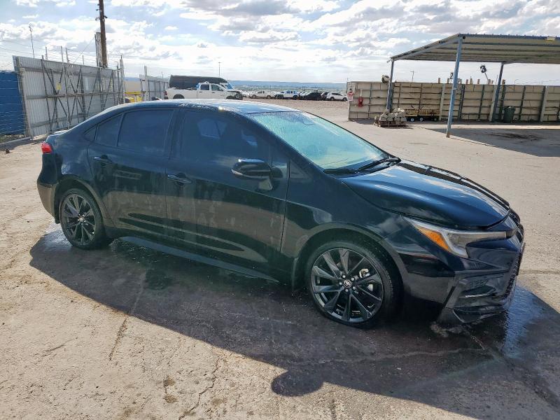 5YFS4MCE0RP198948 - 2024 TOYOTA COROLLA SE შავი ფოტო 4