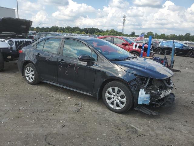 5YFEPMAE4MP169257 - 2021 TOYOTA COROLLA LE Schwarz Foto 4
