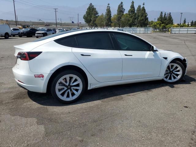 5YJ3E1EB2PF619239 - 2023 TESLA MODEL 3 أبيض صورة 3