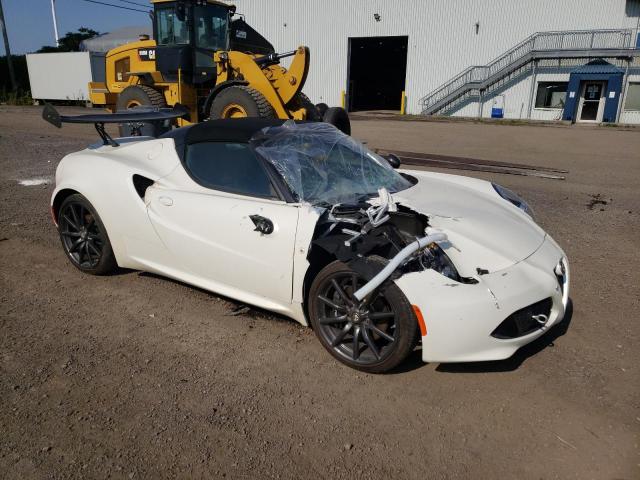 ZARBAAB46FM167238 - 2015 ALFA ROMEO 4C SPIDER WHITE photo 4