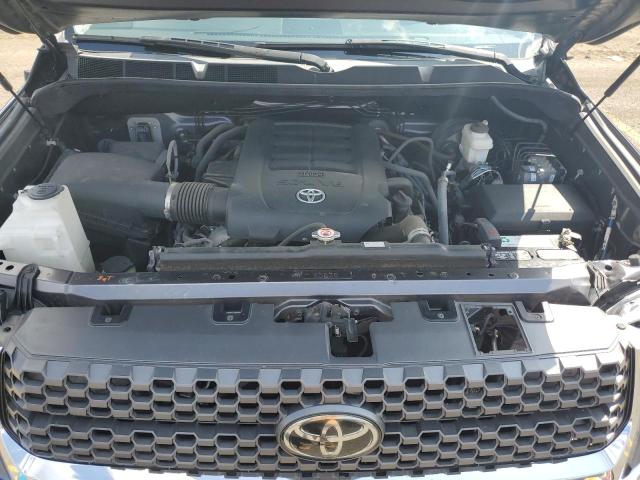5TFUY5F1XJX697502 - 2018 TOYOTA TUNDRA DOUBLE CAB SR GRAY photo 11