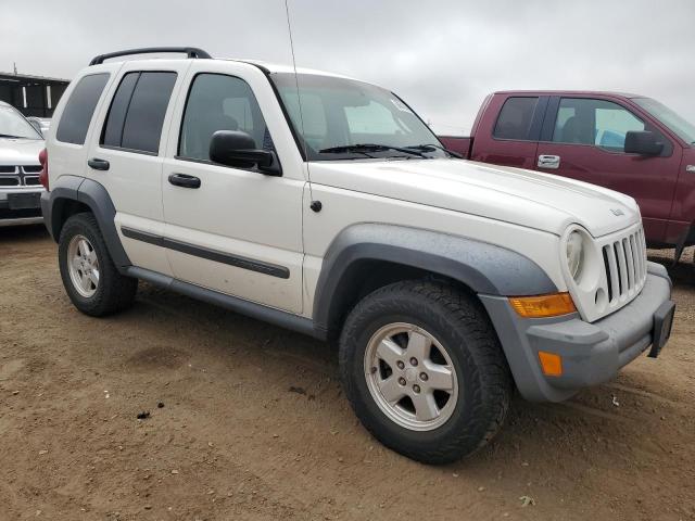 1J4GL48K57W694592 - 2007 JEEP LIBERTY SPORT WHITE photo 4