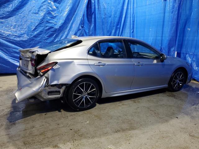 4T1G11AK8PU821699 - 2023 TOYOTA CAMRY SE NIGHT SHADE SILVER photo 3