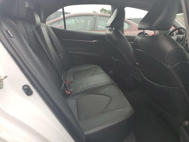 4T1BZ1HK1KU032733 - 2019 TOYOTA CAMRY XSE WHITE photo 10