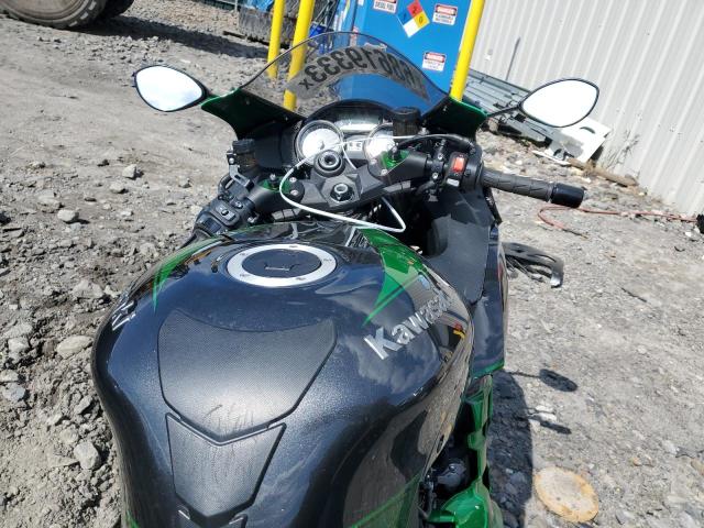 JKBZXNJ17JA005902 - 2018 KAWASAKI ZX1400 J GREEN photo 5