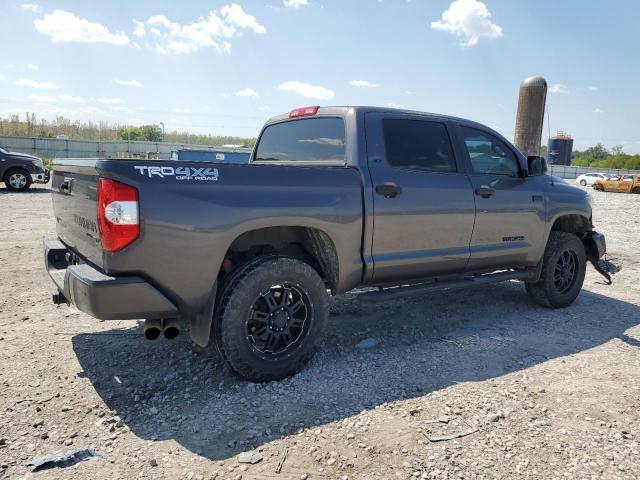 5TFDW5F1XJX704227 - 2018 TOYOTA TUNDRA CREWMAX SR5 GRAY photo 3