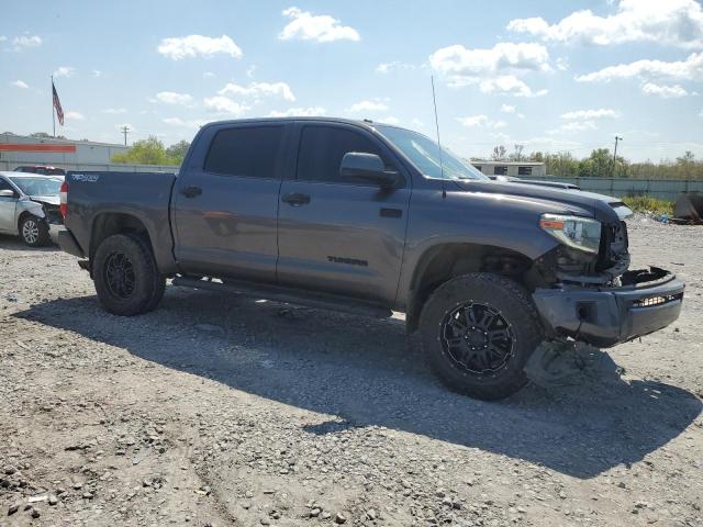 5TFDW5F1XJX704227 - 2018 TOYOTA TUNDRA CREWMAX SR5 GRAY photo 4