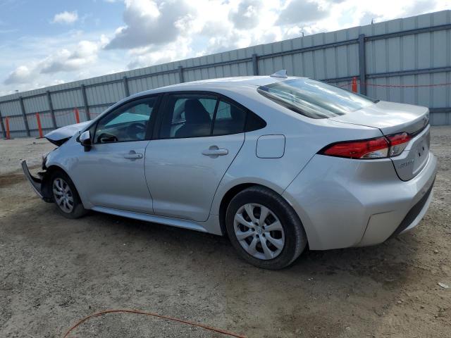 5YFEPMAEXNP369447 - 2022 TOYOTA COROLLA LE 银色 照片 2