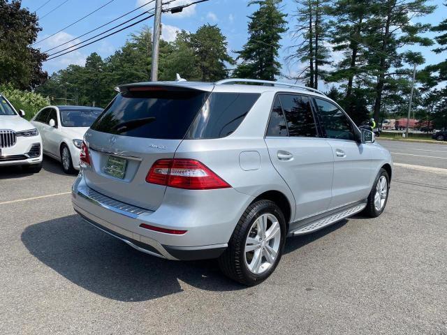 4JGDA5HB2EA335758 - 2014 MERCEDES-BENZ ML 350 4MATIC SILVER photo 3