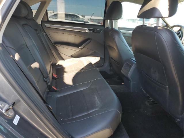 1VWDT7A34HC077570 - 2017 VOLKSWAGEN PASSAT R-LINE Մոխրագույն լուսանկար 10