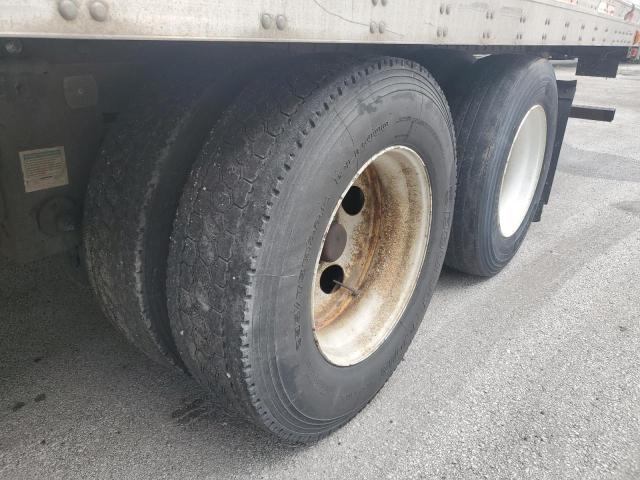 1UYVS25329G638142 - 2009 UTILITY VS2DX თეთრი ფოტო 8