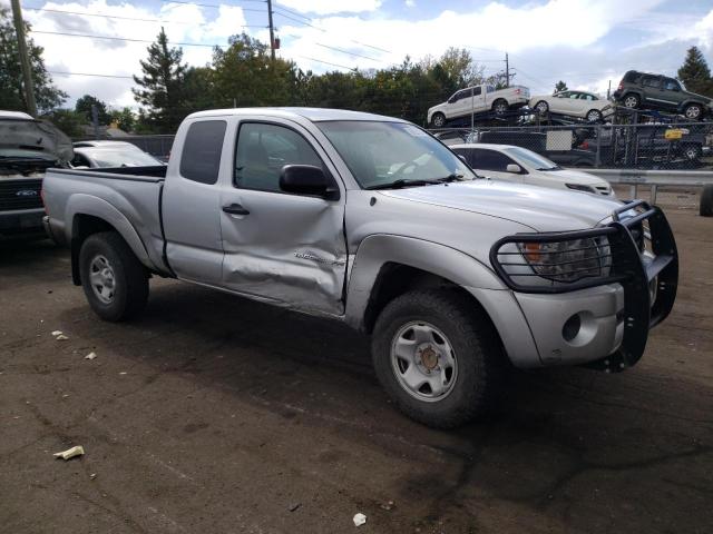 5TETX62N18Z578429 - 2008 TOYOTA TACOMA PRERUNNER ACCESS CAB SILVER photo 4