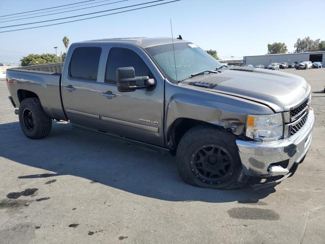 1GC1KYE80DF114353 - 2013 CHEVROLET SILVERADO K2500 HEAVY DUTY LTZ GRAY photo 4