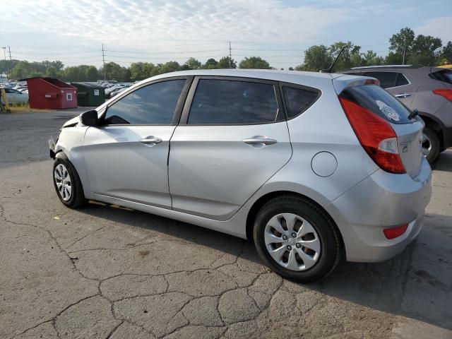 KMHCT5AE6HU334500 - 2017 HYUNDAI ACCENT SE SILVER photo 2