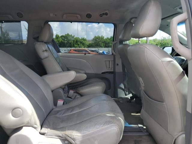 5TDKK3DC4CS193246 - 2012 TOYOTA SIENNA LE 白色 照片 11