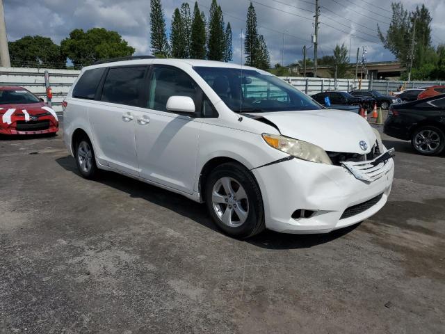 5TDKK3DC4CS193246 - 2012 TOYOTA SIENNA LE 白色 照片 4