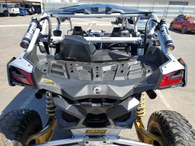 3JBVNAV47LK000957 - 2020 CAN-AM MAVERICK X RS TURBO RR TWO TONE photo 9