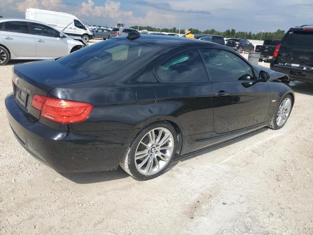 WBAKE3C56BE558067 - 2011 BMW 328 I BLACK photo 3