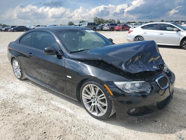 WBAKE3C56BE558067 - 2011 BMW 328 I BLACK photo 4