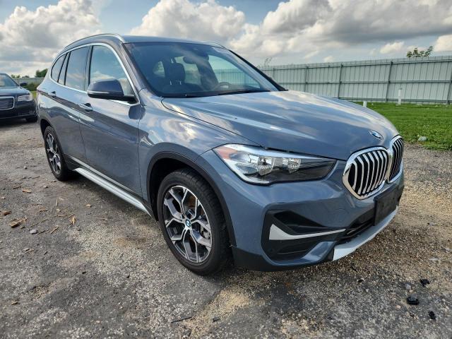 WBXJG9C09M5T74084 - 2021 BMW X1 XDRIVE28I BLUE photo 4