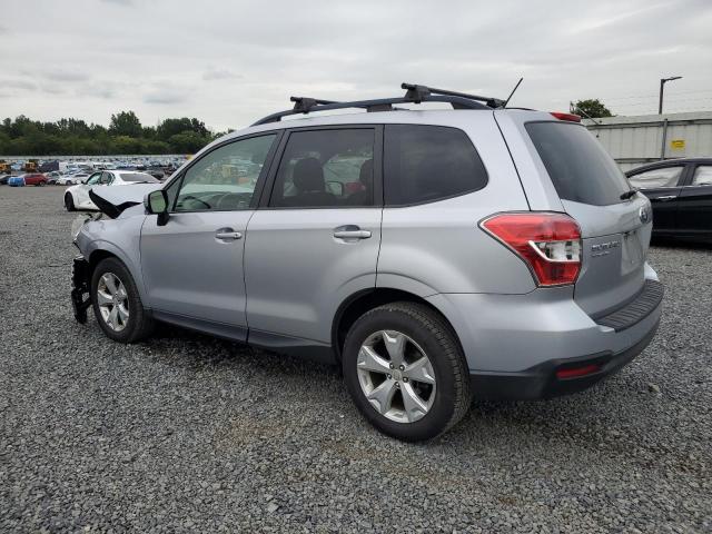 JF2SJADC2FH438093 - 2015 SUBARU FORESTER 2.5I PREMIUM 银色 照片 2