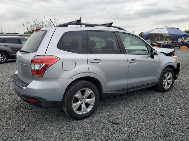 JF2SJADC2FH438093 - 2015 SUBARU FORESTER 2.5I PREMIUM 银色 照片 3