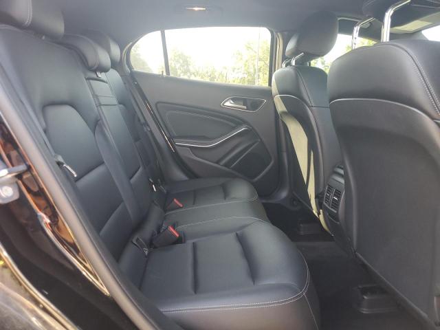 WDCTG4EB1KU015526 - 2019 MERCEDES-BENZ GLA 250 Negro foto 11