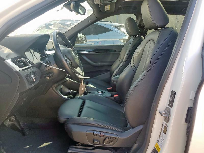 WBXHT3C51K5L38194 - 2019 BMW X1 XDRIVE28I WHITE photo 7