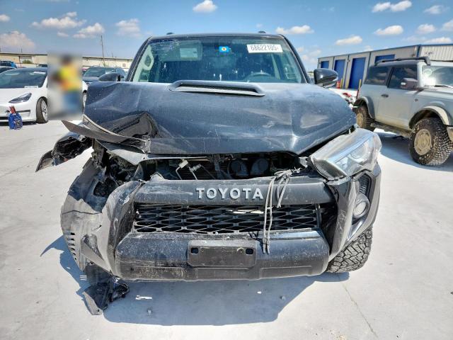 JTEBU5JR9J5594336 - 2018 TOYOTA 4RUNNER SR5/SR5 PREMIUM BLACK photo 5