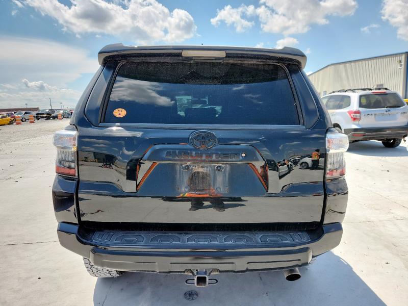 JTEBU5JR9J5594336 - 2018 TOYOTA 4RUNNER SR5/SR5 PREMIUM BLACK photo 6