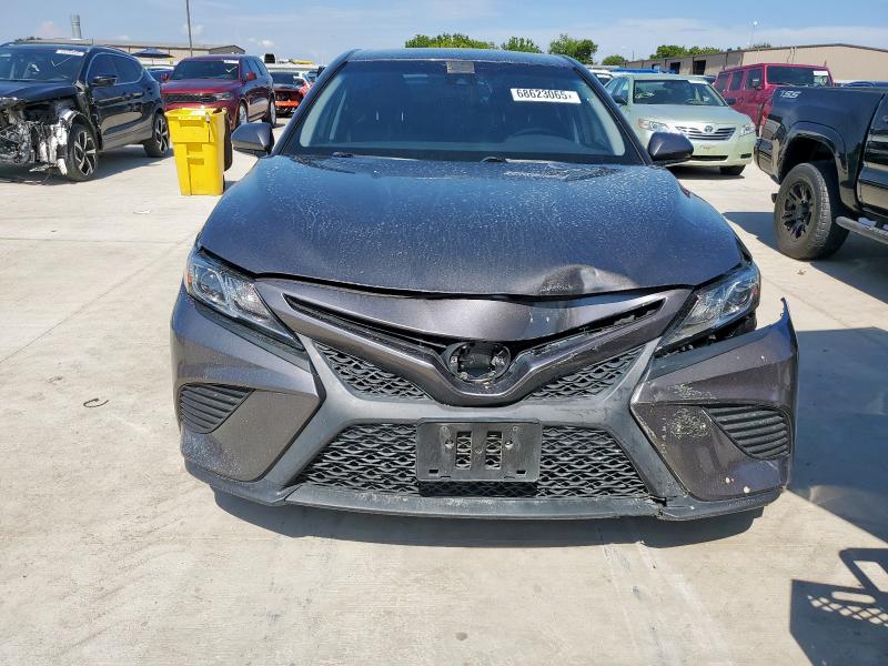 4T1B11HK7KU255348 - 2019 TOYOTA CAMRY L GRAY photo 5