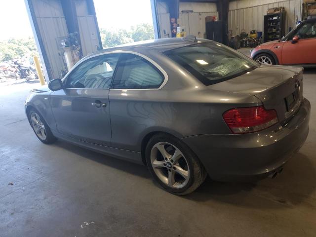 WBAUP7C58AVK77512 - 2010 BMW 128 I GRAY photo 2