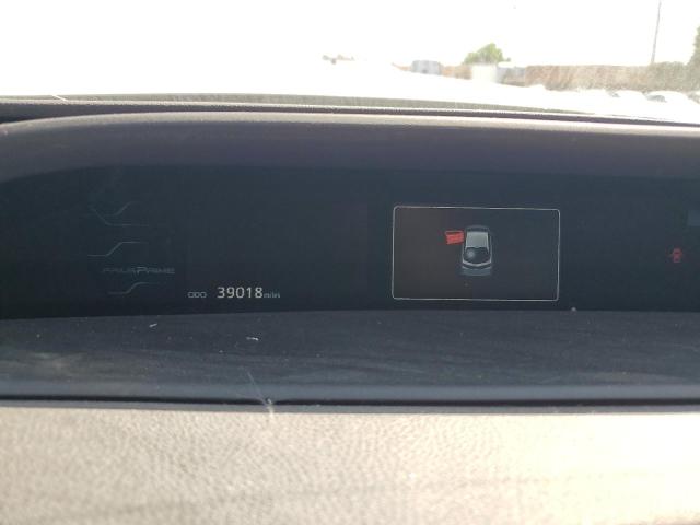 JTDKARFP8H3017573 - 2017 TOYOTA PRIUS PRIM 银色 照片 9