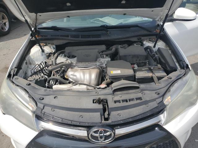 4T1BF1FK8GU156288 - 2016 TOYOTA CAMRY LE WHITE photo 11